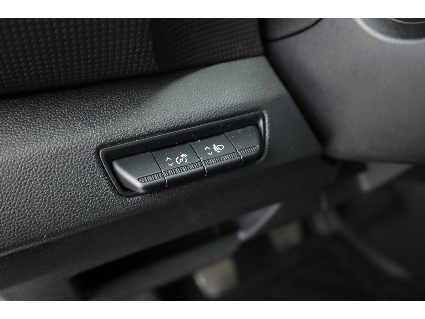 Renault Trafic 2.0 dCi 130 T30 L2H1 Work Edition | Trekhaak | Cruise | Camera | Bluetooth