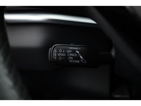 Škoda Karoq 1.5 TSI ACT DSG | Navi | Adapt. cruise | Camera | Stoelverw. | Elek. Achterklep | LED