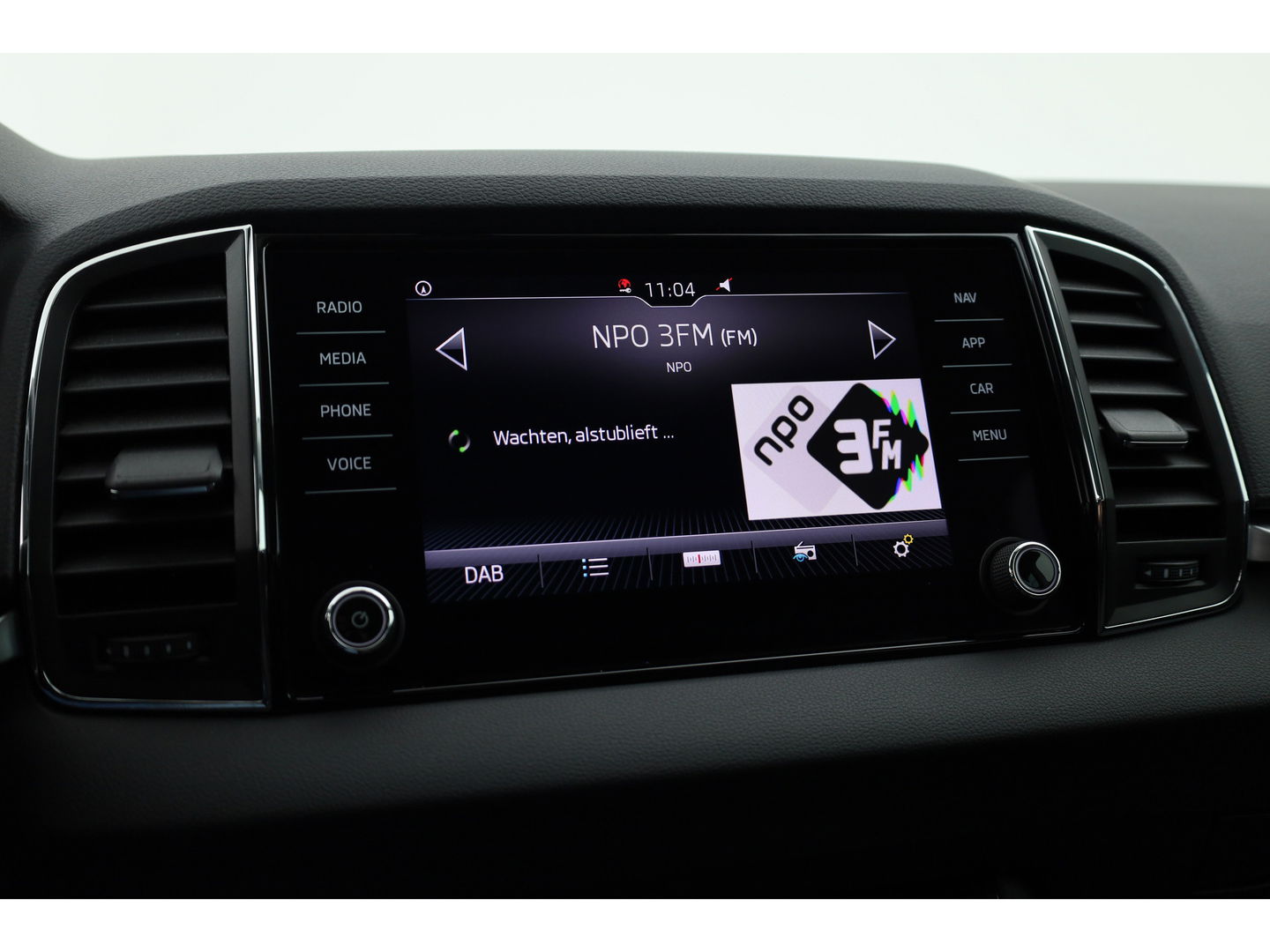 Škoda Karoq 1.5 TSI ACT DSG | Navi | Adapt. cruise | Camera | Stoelverw. | Elek. Achterklep | LED