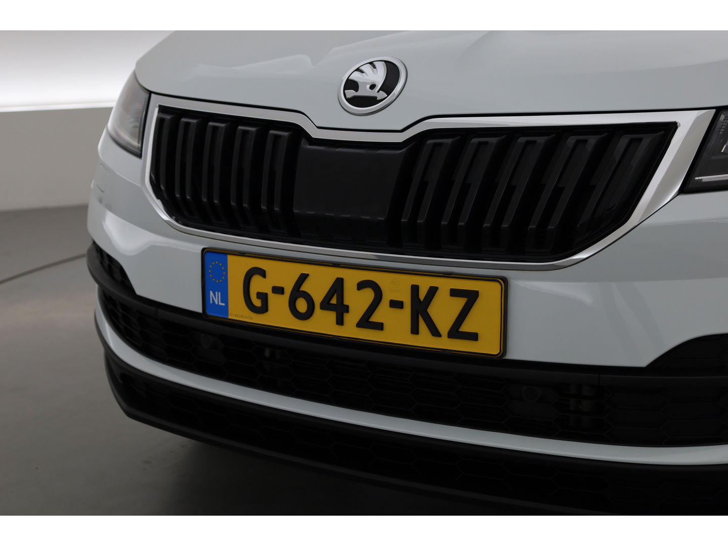 Škoda Karoq 1.5 TSI ACT DSG | Navi | Adapt. cruise | Camera | Stoelverw. | Elek. Achterklep | LED