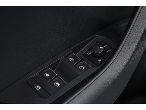 Škoda Karoq 1.5 TSI ACT DSG | Navi | Adapt. cruise | Camera | Stoelverw. | Elek. Achterklep | LED