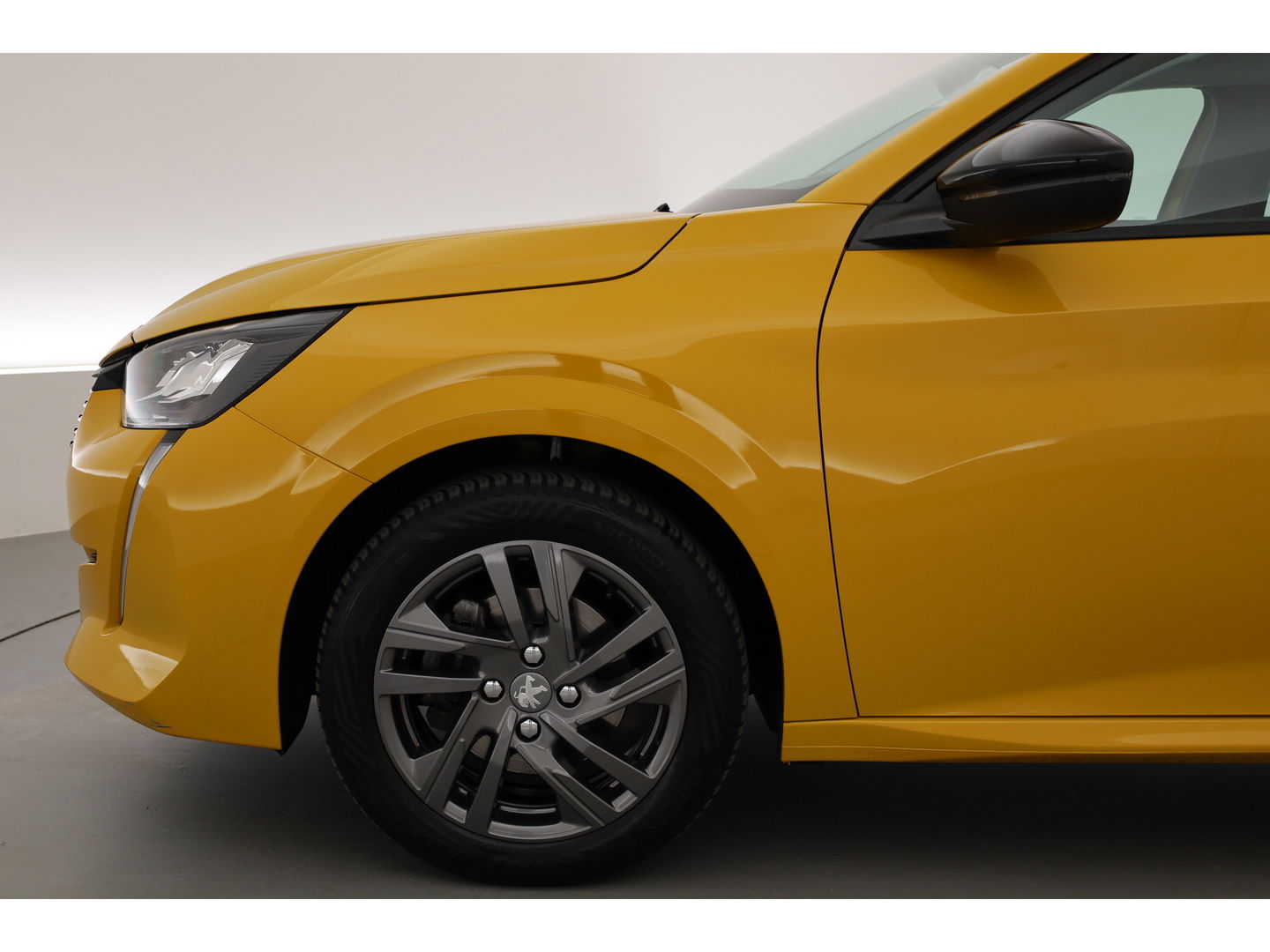 Peugeot 208 1.2 PureTech Allure Pack | Cruise | PDC A | CarPlay | Bluetooth