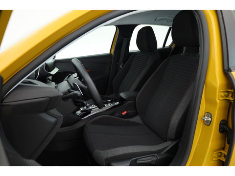 Peugeot 208 1.2 PureTech Allure Pack | Cruise | PDC A | CarPlay | Bluetooth