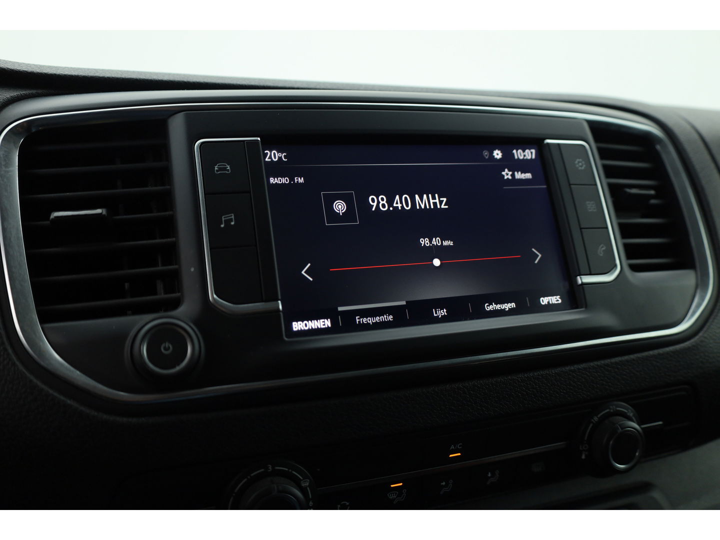 Opel Vivaro 2.0 CDTI L3H1 Edition | 145pk | Trekhaak | Cruise | Apple CarPlay | Betimmering