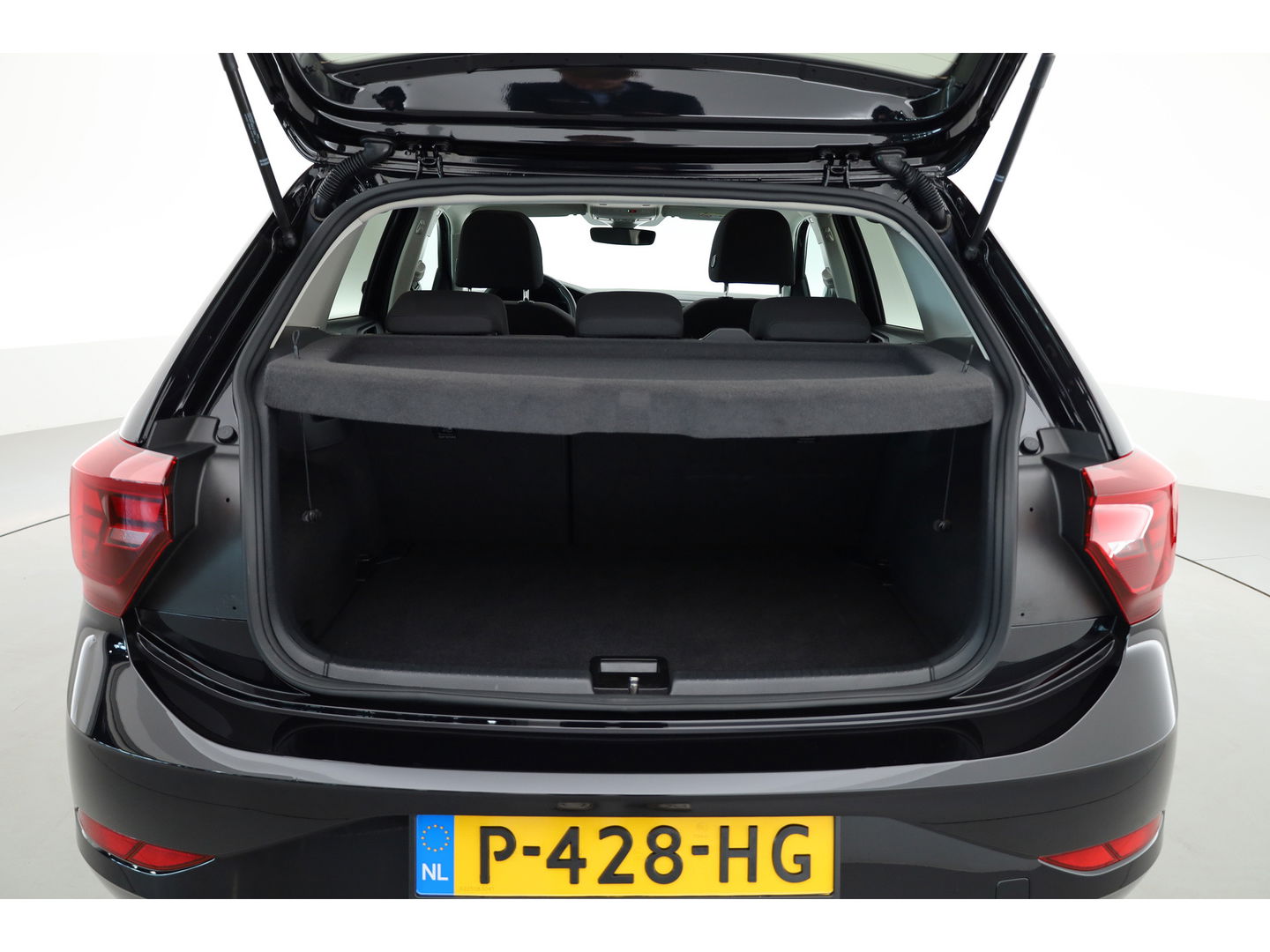 Volkswagen Polo 1.0 TSI DSG | Pano | Apple CarPlay | Camera | LED | Clima | All Seasons
