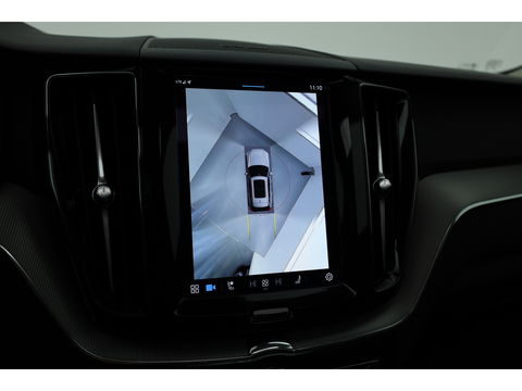 Volvo XC60 2.0 T8 Plug-in hybrid AWD Plus Dark | Pano | Memory seats | 360cam | H&K | Leder | Pilot Assist