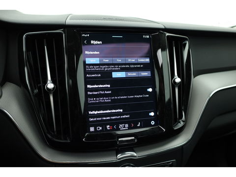 Volvo XC60 2.0 T8 Plug-in hybrid AWD Plus Dark | Pano | Memory seats | 360cam | H&K | Leder | Pilot Assist