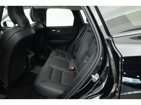 Volvo XC60 2.0 T8 Plug-in hybrid AWD Plus Dark | Pano | Memory seats | 360cam | H&K | Leder | Pilot Assist