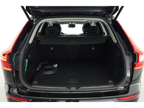 Volvo XC60 2.0 T8 Plug-in hybrid AWD Plus Dark | Pano | Memory seats | 360cam | H&K | Leder | Pilot Assist