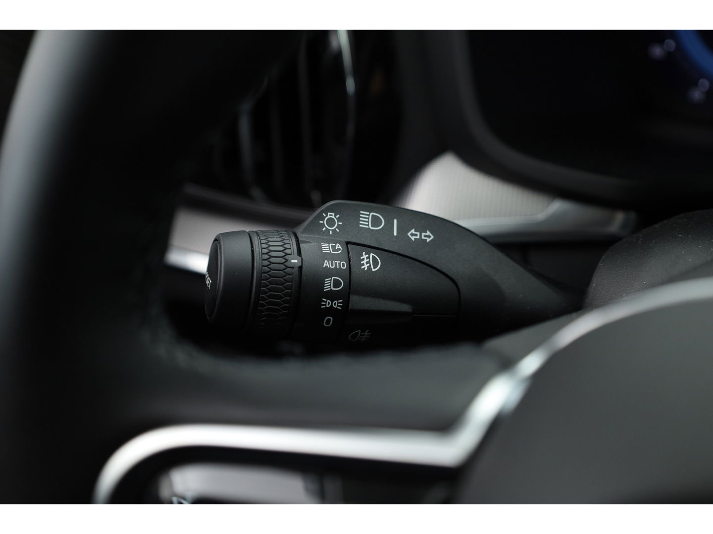 Volvo V60 T6 Recharge Plus Bright | Pilot assist | H&K | Memory | 360cam | Google info. | 19''