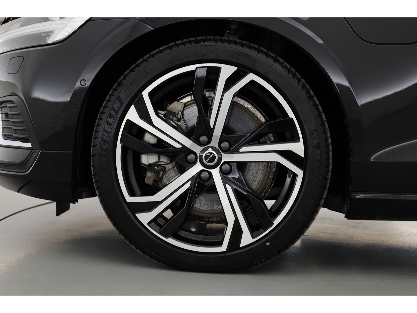 Volvo V60 T6 Recharge Plus Bright | Pilot assist | H&K | Memory | 360cam | Google info. | 19''