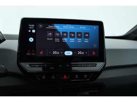 Volkswagen ID.3 First Plus 58 kWh | Navi | IQ. Light | Stoel- Stuurverw. | Adapt. Cruise | Camera