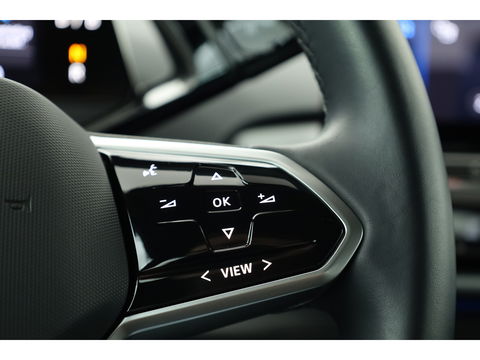 Volkswagen ID.4 Pro 77 kWh 204pk | Navi | Camera | Warmtepomp | Keyless | Stoelverwarming