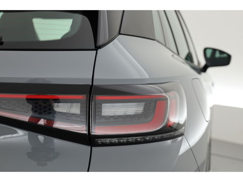 Volkswagen ID.4 Pro 77 kWh 204pk | Navi | Camera | Warmtepomp | Keyless | Stoelverwarming