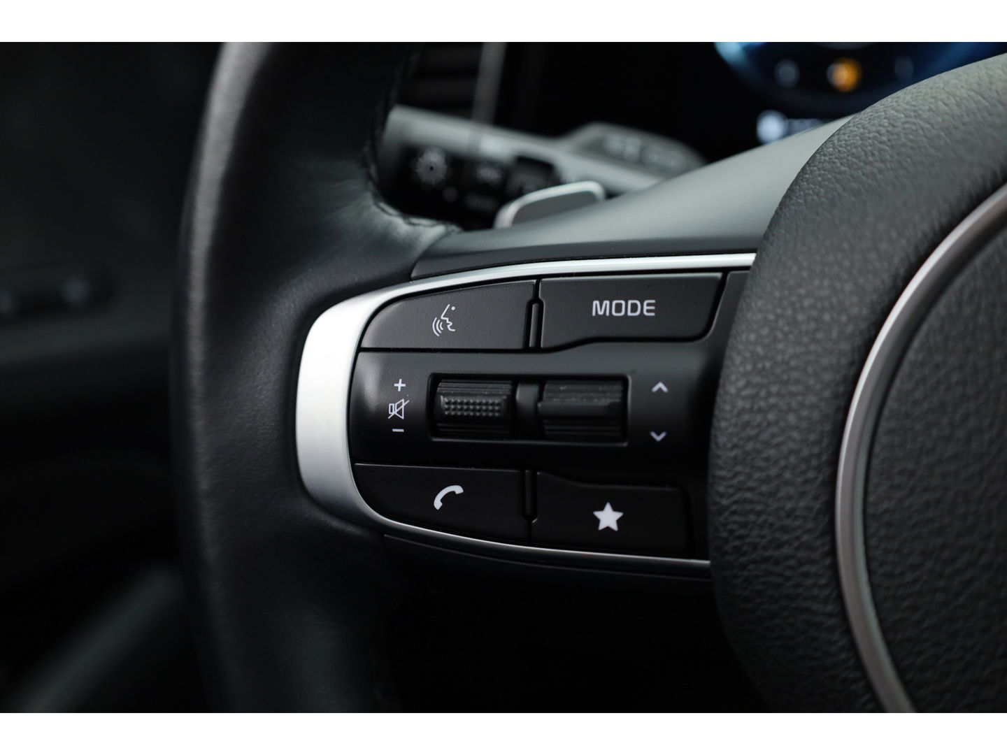 Kia Sportage 1.6 T-GDi Plug-in Hybrid GT-PlusLine AWD | Navi | 360cam | Stoelventi. | Adapt. Cruise | Elek. Stoelen. | H&K