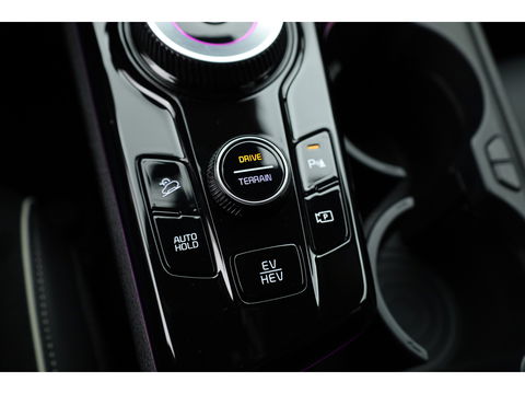 Kia Sportage 1.6 T-GDi Plug-in Hybrid GT-PlusLine AWD | Navi | 360cam | Stoelventi. | Adapt. Cruise | Elek. Stoelen. | H&K