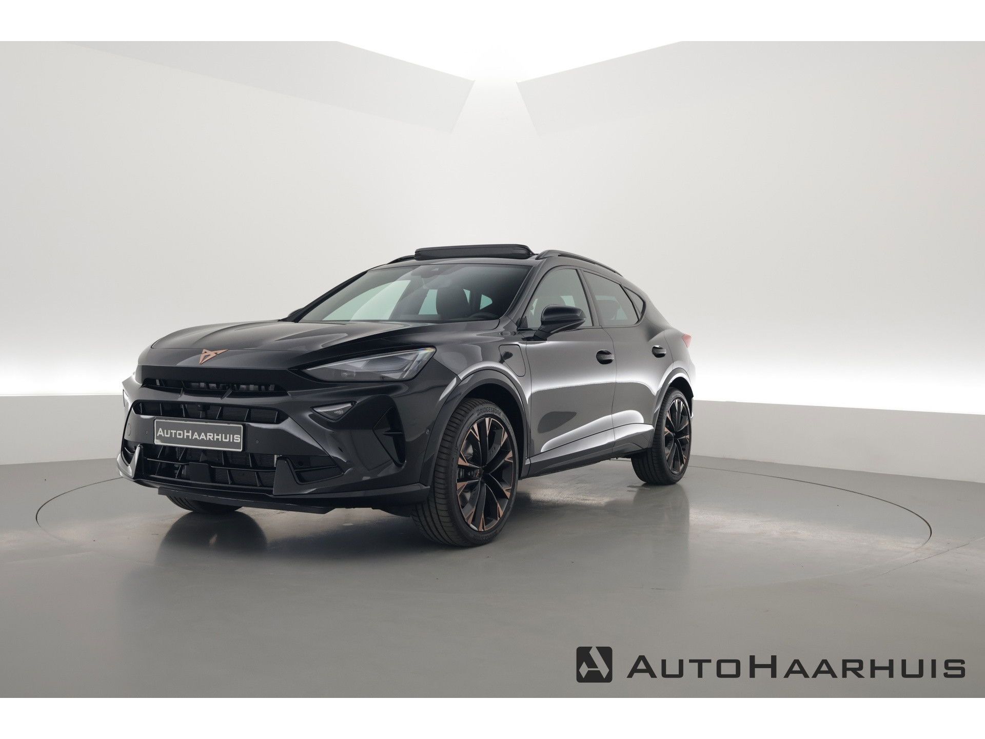 CUPRA Formentor 1.5 TSI e-Hybrid ''Nieuw model'' | Pano | 360cam | Travel Assist | Keyless | Navi | Stuurverw.