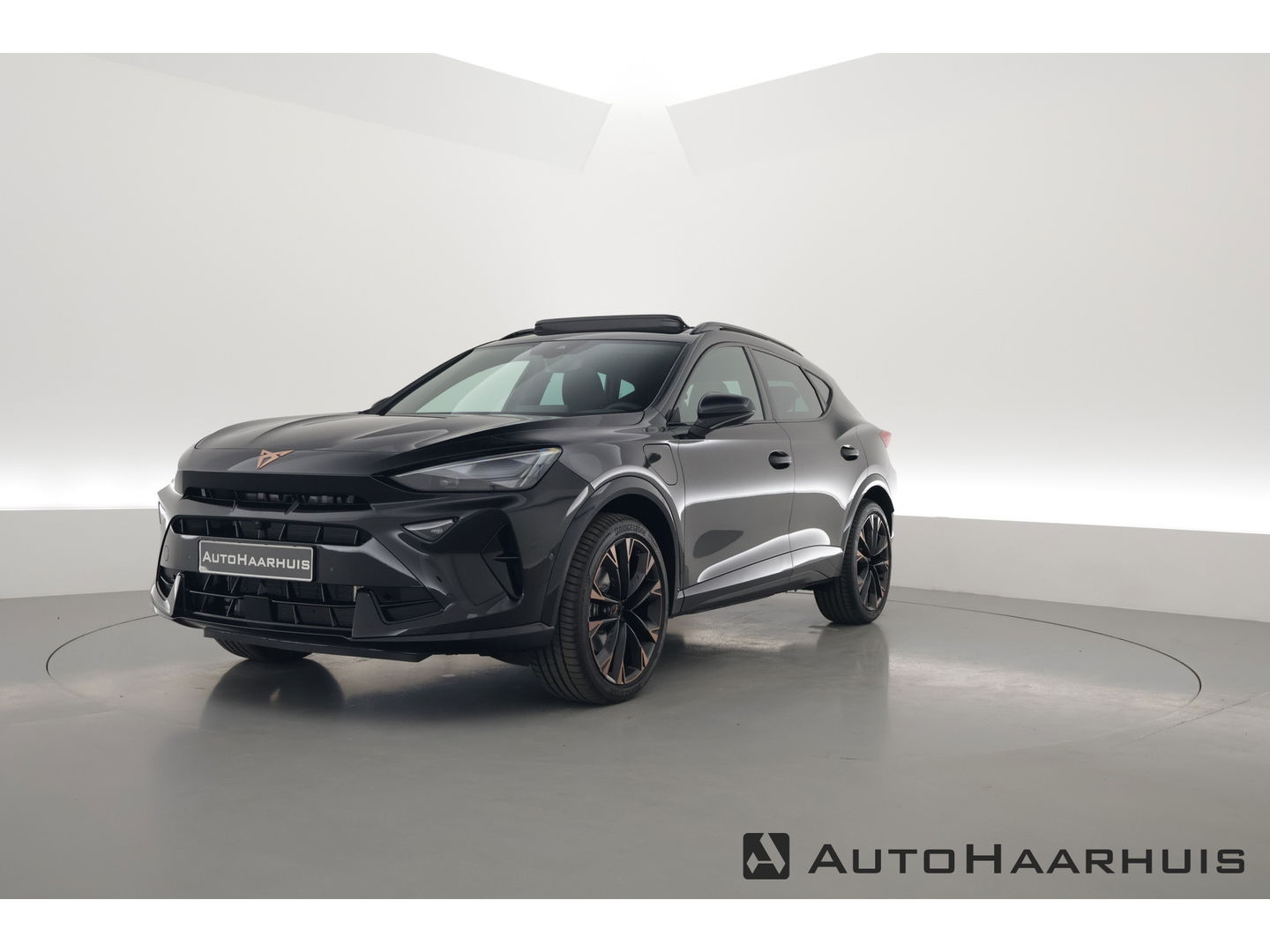 CUPRA Formentor 1.5 TSI e-Hybrid ''Nieuw model'' | Pano | 360cam | Travel Assist | Keyless | Navi | Stuurverw.