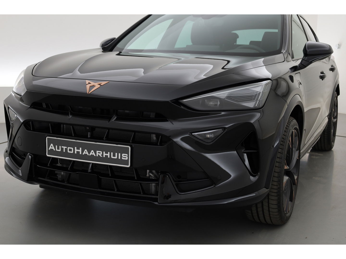 CUPRA Formentor 1.5 TSI e-Hybrid ''Nieuw model'' | Pano | 360cam | Travel Assist | Keyless | Navi | Stuurverw.