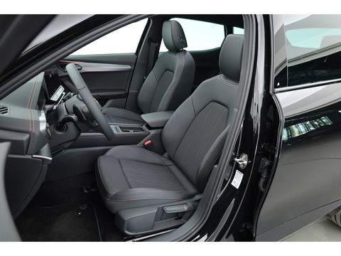 CUPRA Formentor 1.5 TSI e-Hybrid ''Nieuw model'' | Pano | 360cam | Travel Assist | Keyless | Navi | Stuurverw.