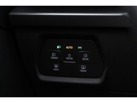 CUPRA Formentor 1.5 TSI e-Hybrid ''Nieuw model'' | Pano | 360cam | Travel Assist | Keyless | Navi | Stuurverw.