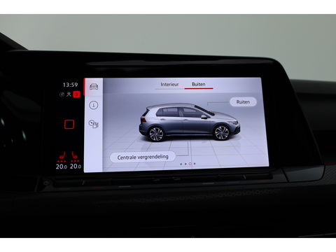 Volkswagen Golf 2.0 TSI GTI | Pano | Camera | Stoel-Stuurverw. | IQ. Light | Apple CarPlay |