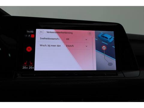 Volkswagen Golf 2.0 TSI GTI | Pano | Camera | Stoel-Stuurverw. | IQ. Light | Apple CarPlay |
