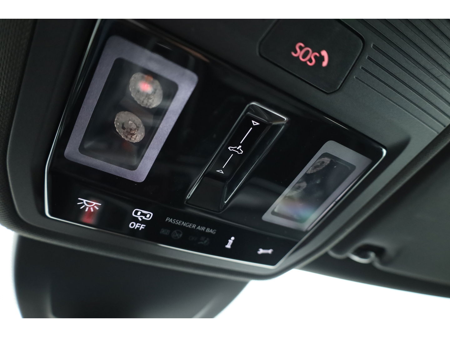 Volkswagen Golf 2.0 TSI GTI | Pano | Camera | Stoel-Stuurverw. | IQ. Light | Apple CarPlay |