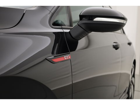 Volkswagen Golf 2.0 TSI GTI | Pano | Camera | Stoel-Stuurverw. | IQ. Light | Apple CarPlay |