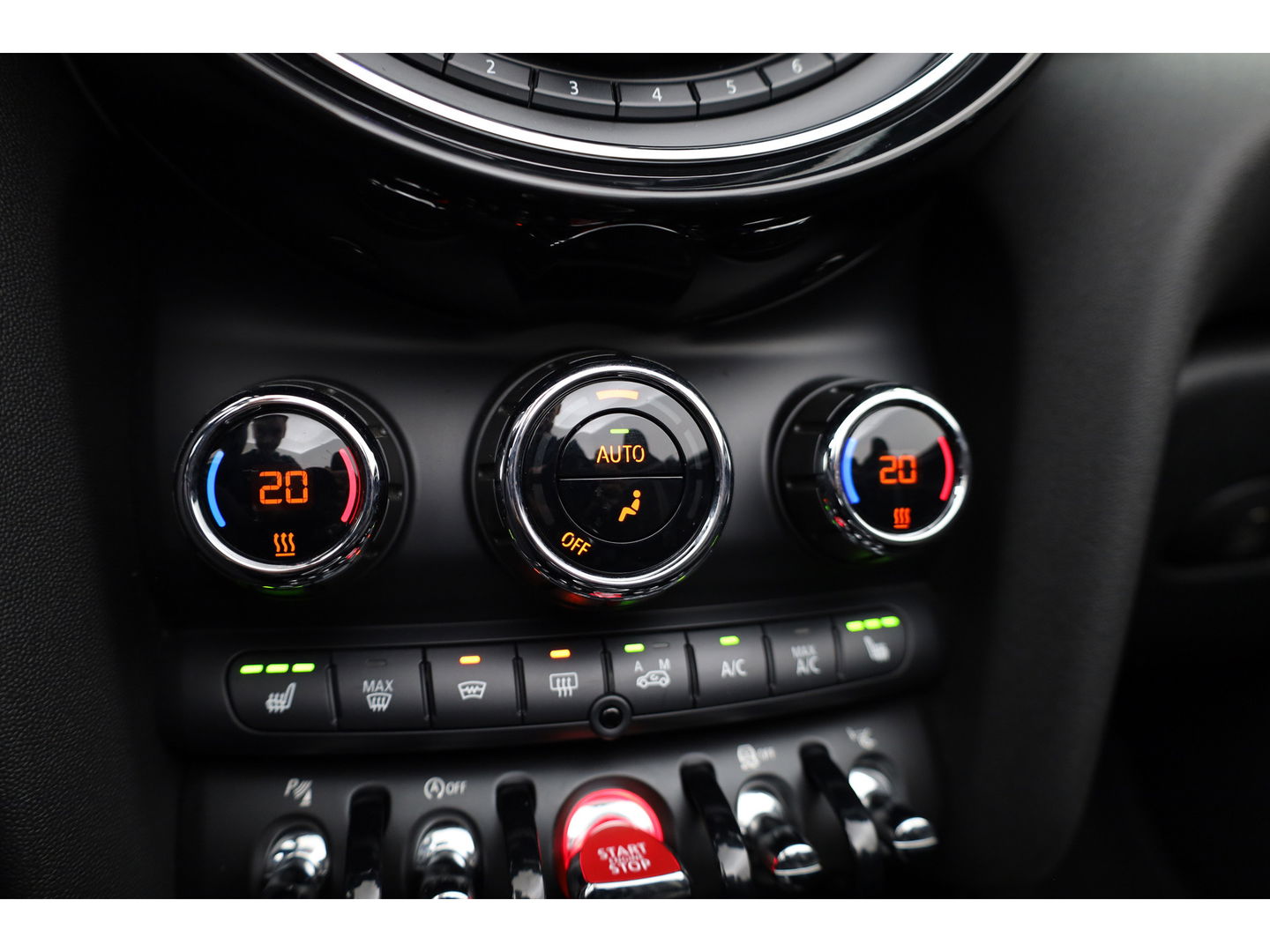MINI Cabrio 2.0 John Cooper Works Chili | HUD | Cruise | H&K | Stoelverw. | PDC V+A
