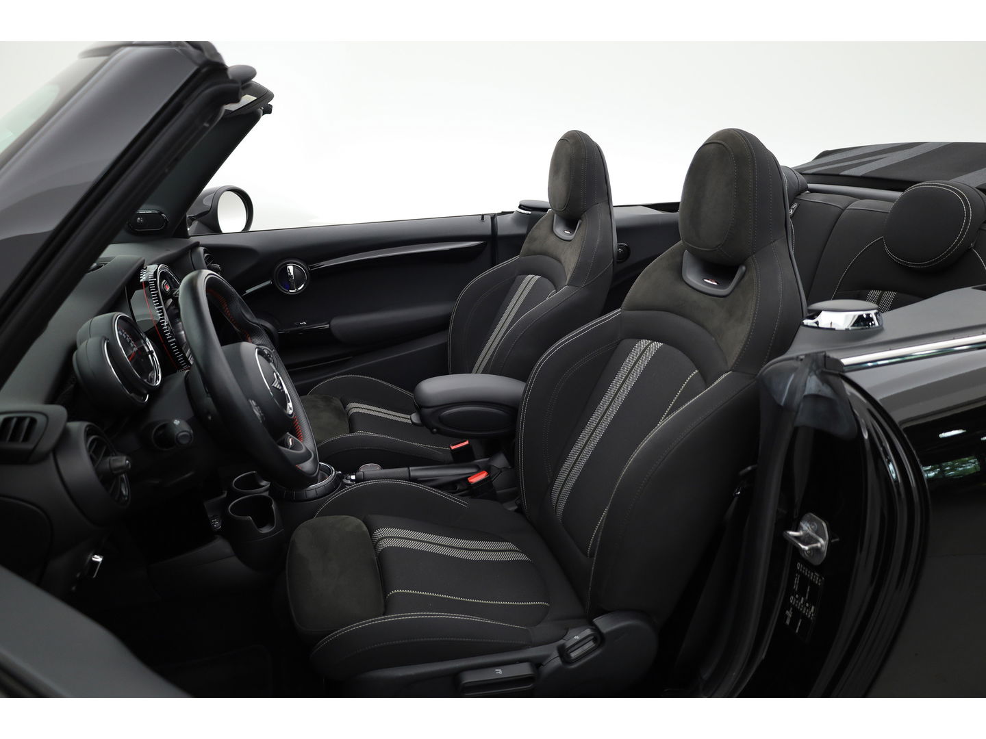 MINI Cabrio 2.0 John Cooper Works Chili | HUD | Cruise | H&K | Stoelverw. | PDC V+A