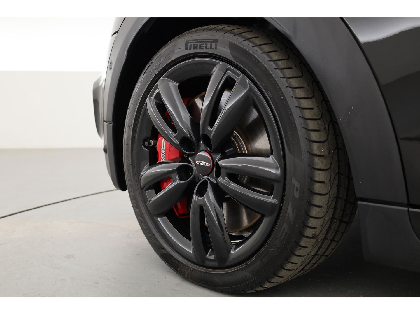 MINI Cabrio 2.0 John Cooper Works Chili | HUD | Cruise | H&K | Stoelverw. | PDC V+A