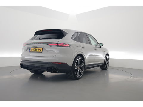 Porsche Cayenne 3.0 E-Hybrid Platinum Edition | Pano | Sport chrono | 22'' | Luchtvering | Bose Audio | Adapt. Cruise