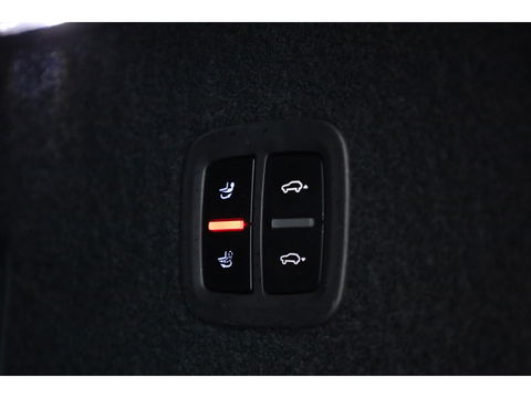 Porsche Cayenne 3.0 E-Hybrid Platinum Edition | Pano | Sport chrono | 22'' | Luchtvering | Bose Audio | Adapt. Cruise