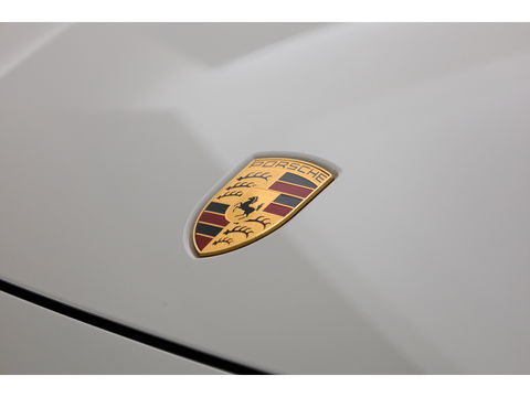 Porsche Cayenne 3.0 E-Hybrid Platinum Edition | Pano | Sport chrono | 22'' | Luchtvering | Bose Audio | Adapt. Cruise