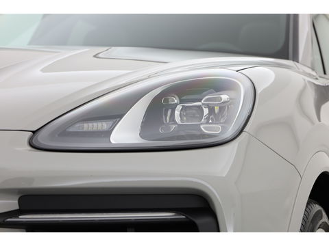 Porsche Cayenne 3.0 E-Hybrid Platinum Edition | Pano | Sport chrono | 22'' | Luchtvering | Bose Audio | Adapt. Cruise