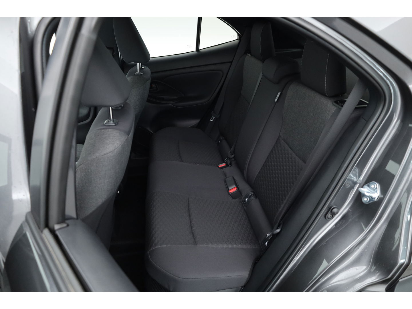 Toyota Yaris Cross 1.5 Hybrid 130 Teamplayer | Winter pack | Safety pack | Navi | Adapt. Cruise | Camera | Keyless