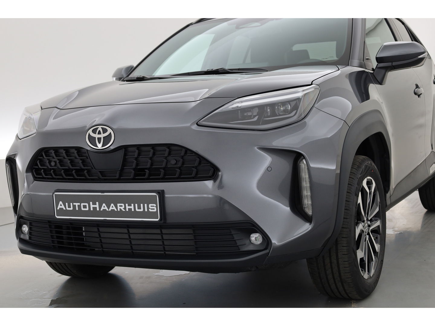 Toyota Yaris Cross 1.5 Hybrid 130 Teamplayer | Winter pack | Safety pack | Navi | Adapt. Cruise | Camera | Keyless