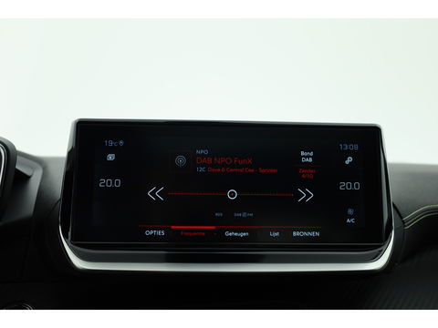 Peugeot 208 1.2 PureTech GT Pack | Pano | Adapt. Cruise | Keyless | Camera | Navi