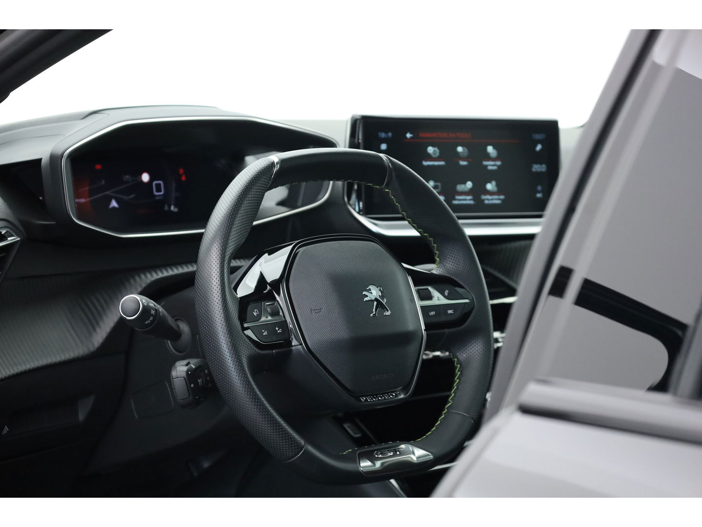 Peugeot 208 1.2 PureTech GT Pack | Pano | Adapt. Cruise | Keyless | Camera | Navi