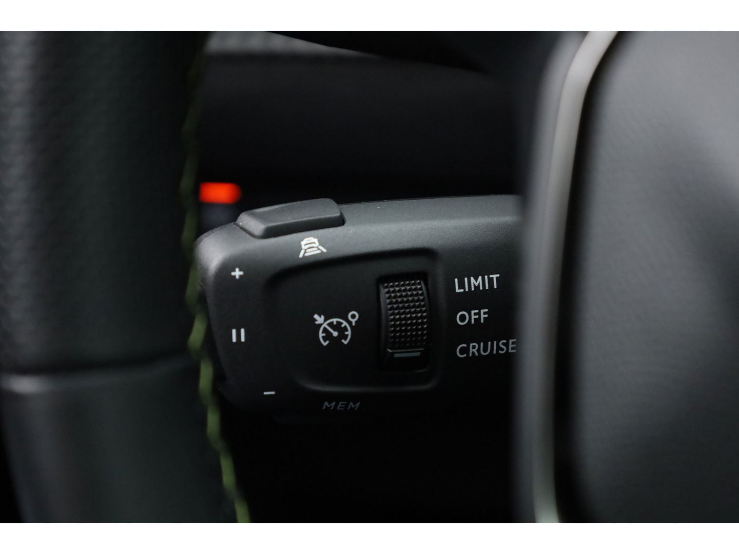 Peugeot 208 1.2 PureTech GT Pack | Pano | Adapt. Cruise | Keyless | Camera | Navi