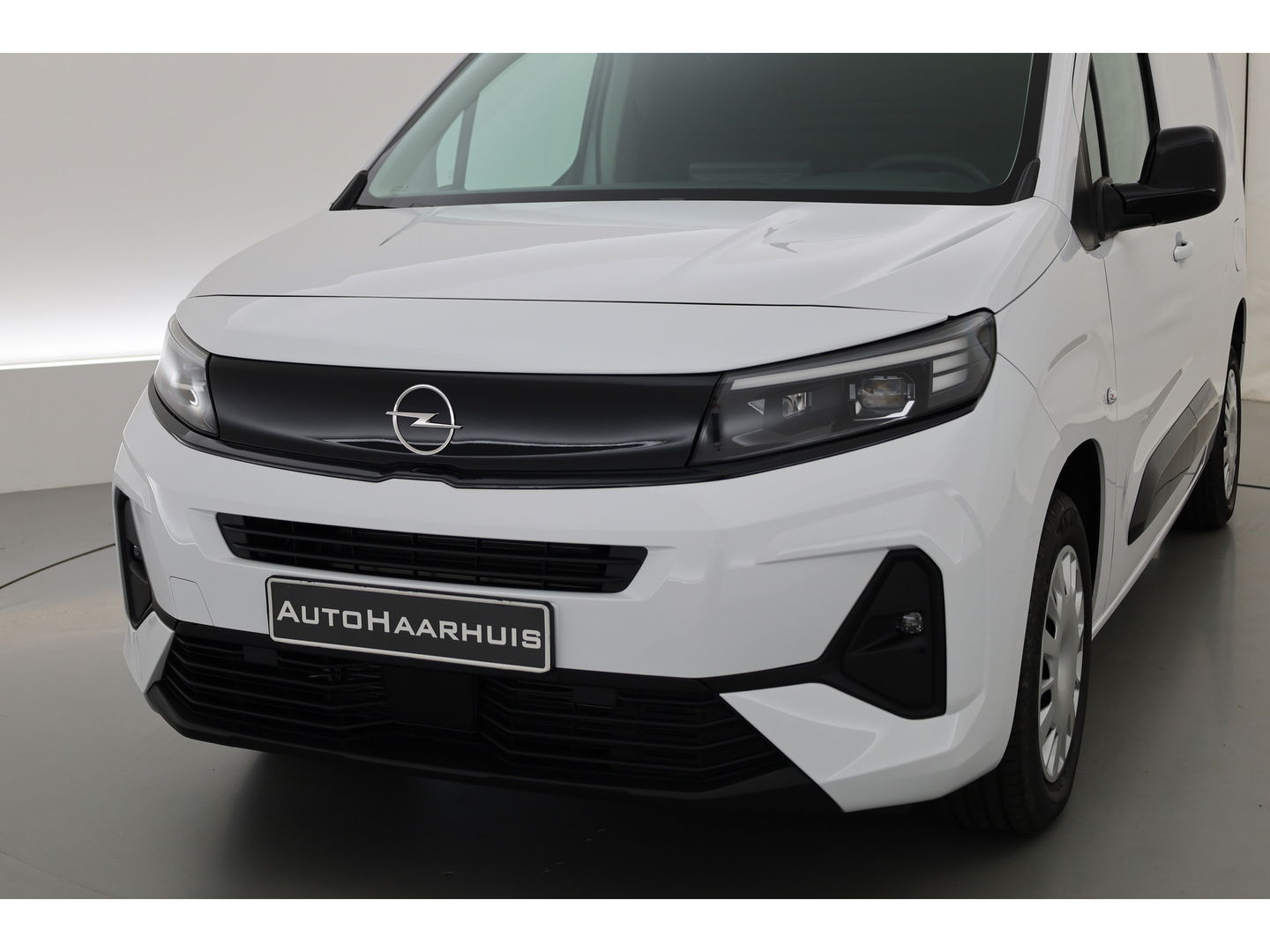 Opel Combo 1.5 BlueHDi 130pk | L2/XXL | Automaat | Nieuw model | Airco | 10" MultiMedia | Apple Carplay | Camera