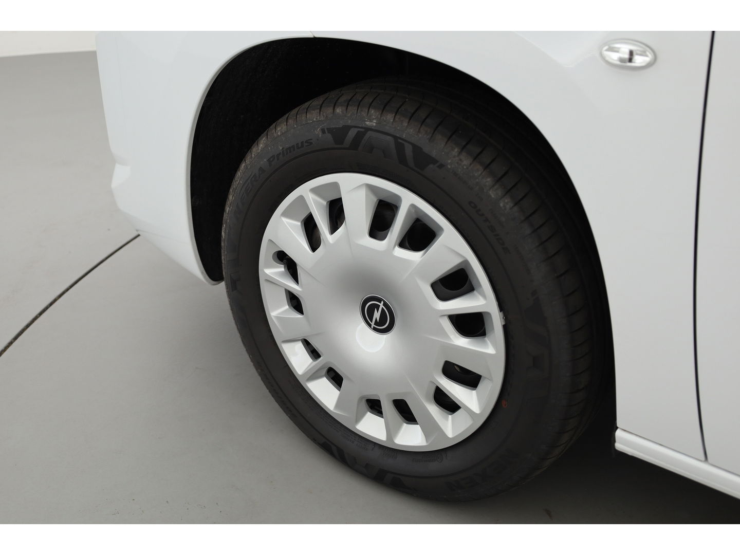 Opel Combo 1.5 BlueHDi 130pk | L2/XXL | Automaat | Nieuw model | Airco | 10" MultiMedia | Apple Carplay | Camera