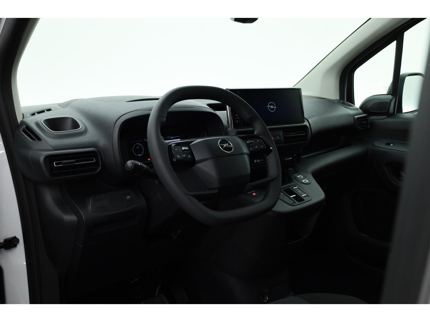 Opel Combo 1.5 BlueHDi 130pk | L2/XXL | Automaat | Nieuw model | Airco | 10" MultiMedia | Apple Carplay | Camera