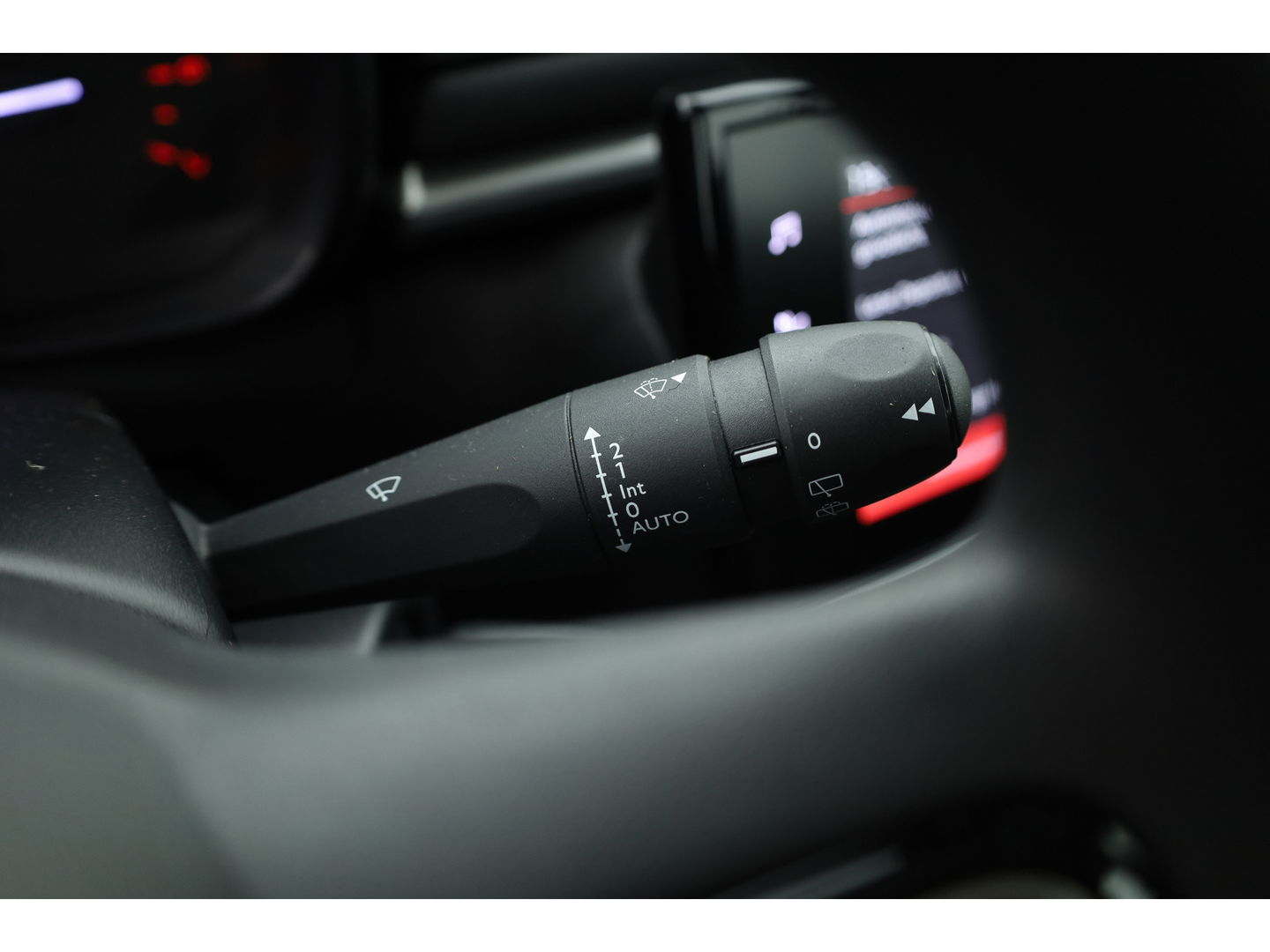 Citroën C3 1.2 PureTech C-Series | Navi by App | Stoelverw | LED | Clima