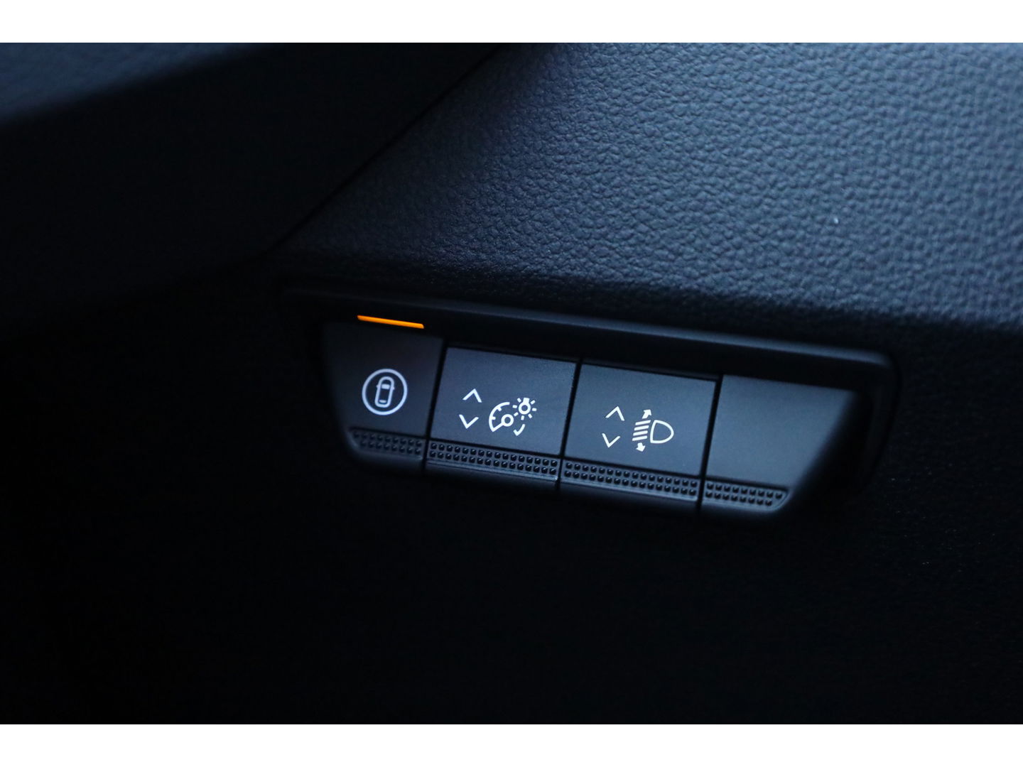 Renault Master 2.3 dCi 150-pk BAKWAGEN | Advance | Nw Model | Laadklep | Aut.Airco | Cruise | Navi by App | Spoiler | 423x214x230