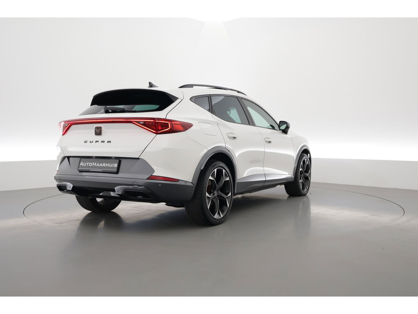 CUPRA Formentor 1.4 e-Hybrid | Pano | Camera | Memory Seat | Travel Assist | Navi