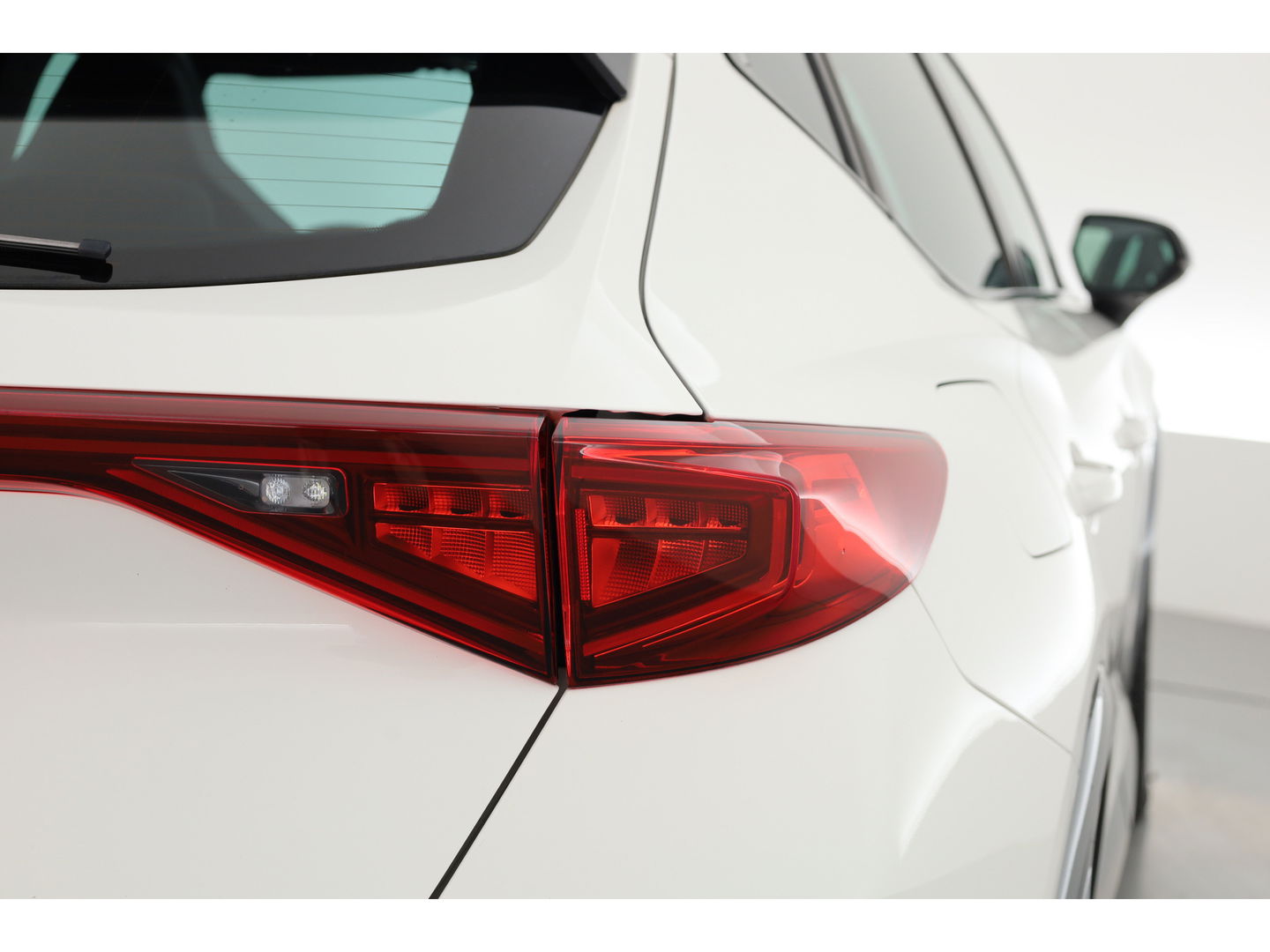 CUPRA Formentor 1.4 e-Hybrid | Pano | Camera | Memory Seat | Travel Assist | Navi