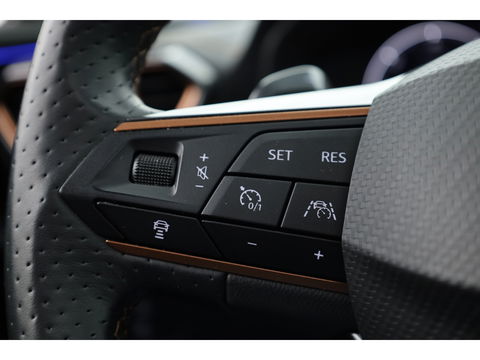 CUPRA Formentor 1.4 e-Hybrid | Pano | Camera | Memory Seat | Travel Assist | Navi