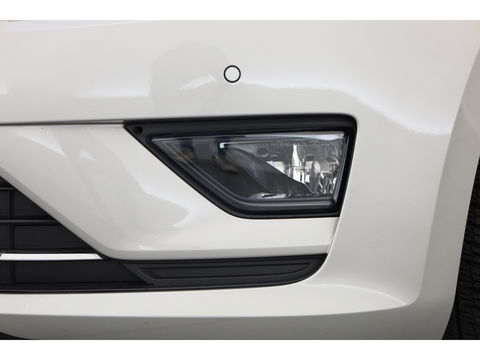 Volkswagen Golf Sportsvan 1.2 TSI Highline DSG | Camera | All Seasons | Trekhaak | Clima | PDC